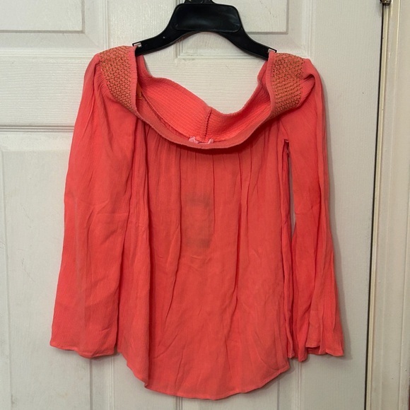 NWT Lilly Pulitzer Katya Coral Reef Gold Smocked Off Shoulder Crinkled Gauze Top - Picture 8 of 9